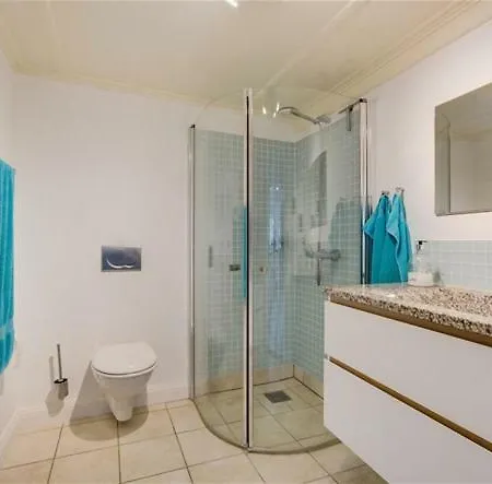 Дом отдыха 10 Bed Holiday On Aeroe Leby