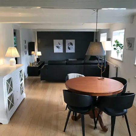 Tatil Evi 10 Bed Holiday On Aeroe